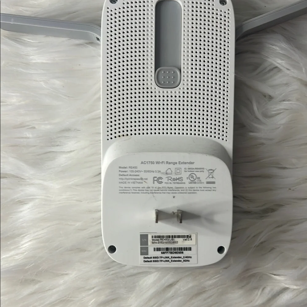 TP-Link White Wi-Fi Range Extender - Picture 4 of 7